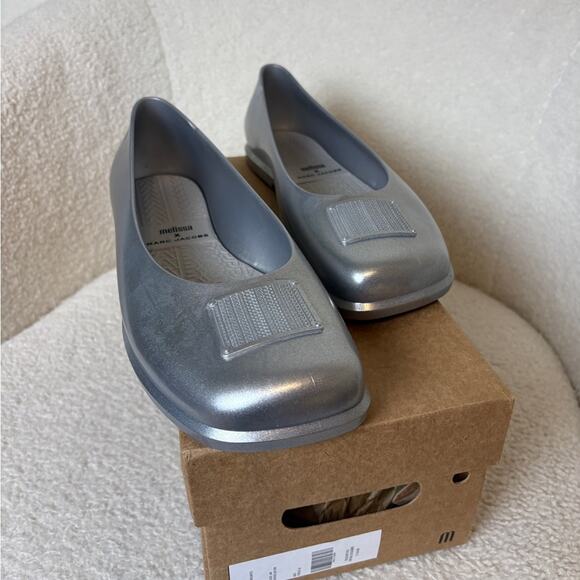 Marc Jacobs Silver flats 39 - Picture 3 of 9